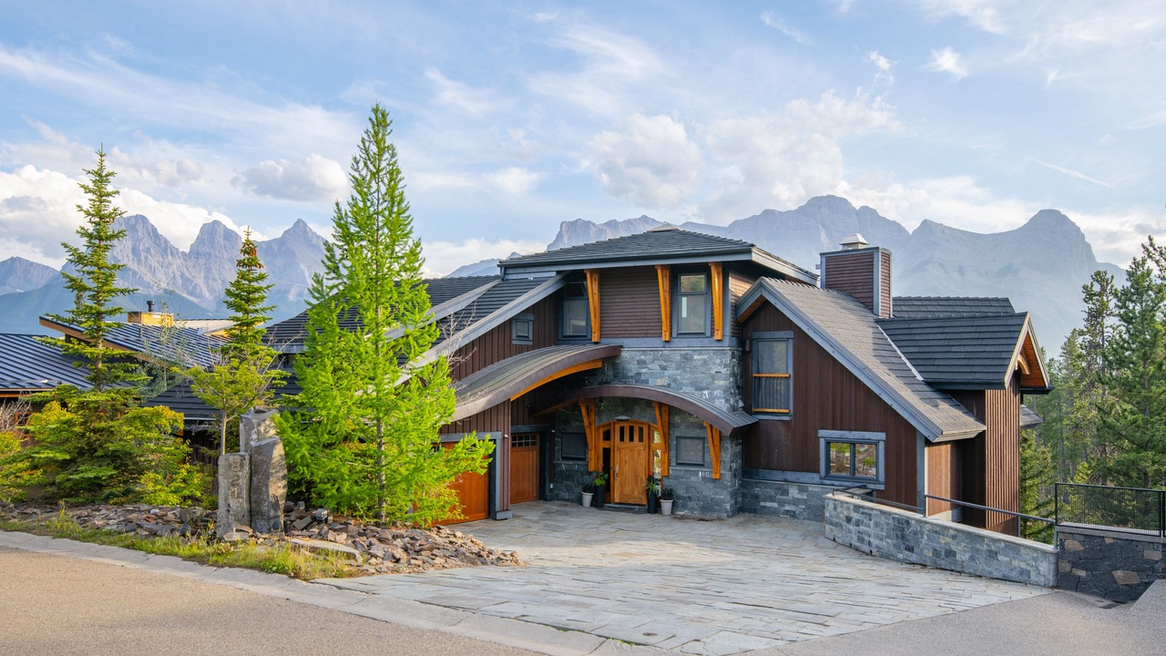 Photo of Outdoor in Silvertip