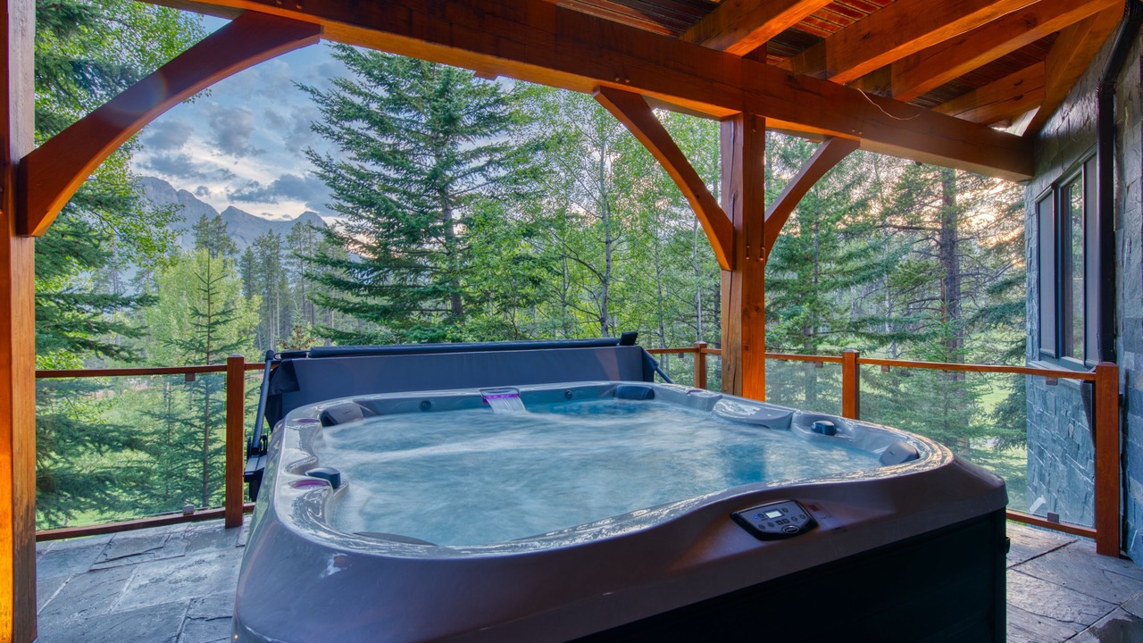 Photo of Outdoor in Silvertip