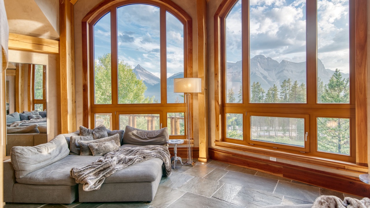 Photo of Livingroom in Silvertip