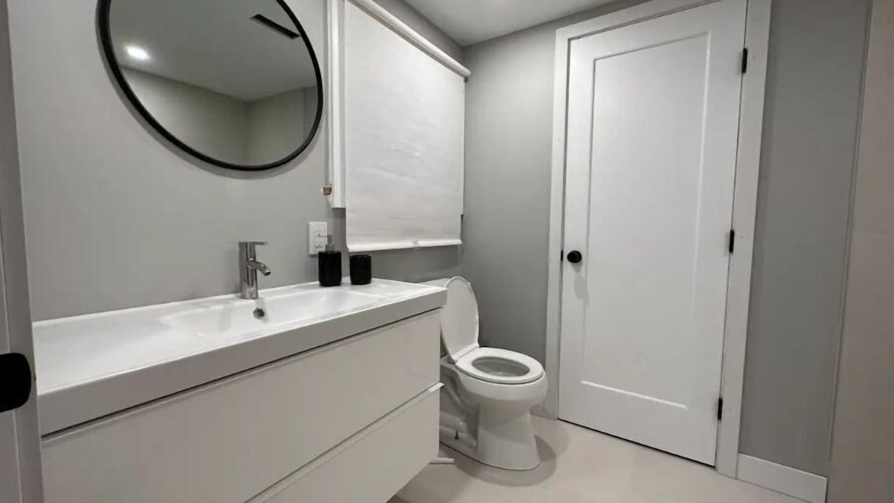 Photo of Bathroom in West Vancouver