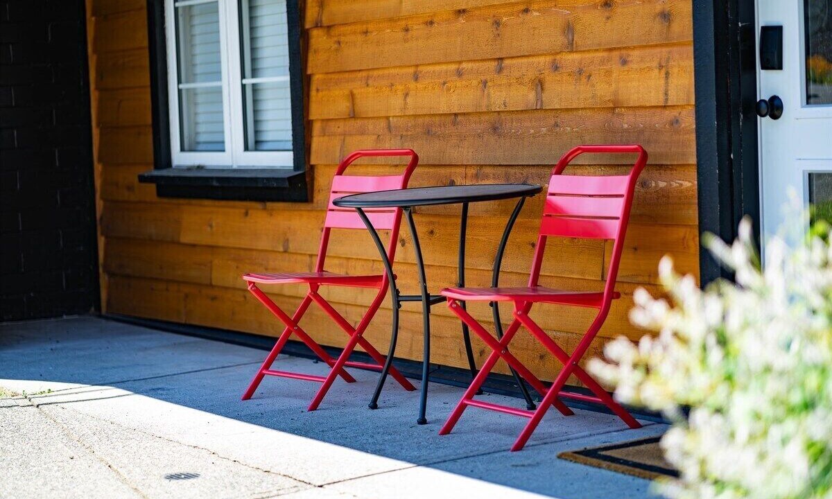 Photo of Patio Balcony in Lake Cowichan