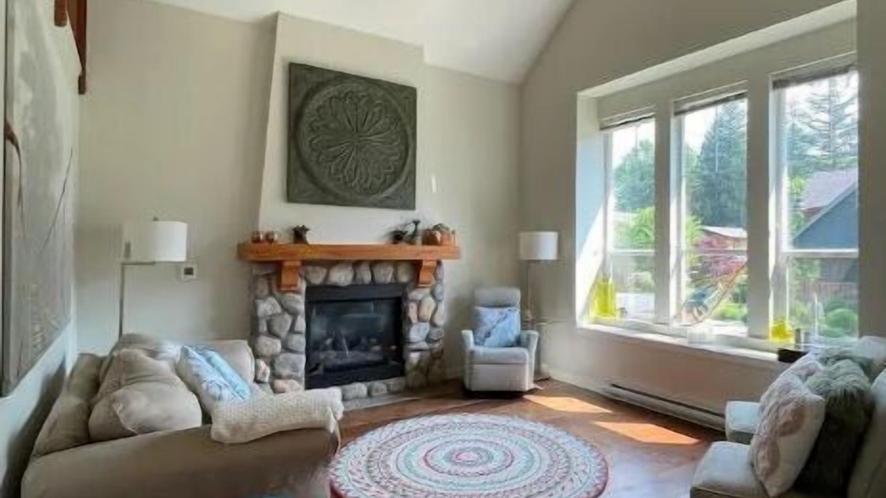 Photo of Livingroom in Lindell Beach