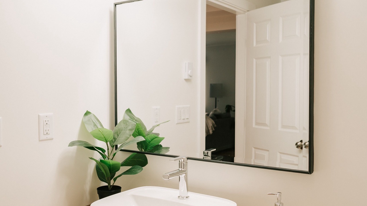 Photo of Bathroom in Upper Ten Oaks