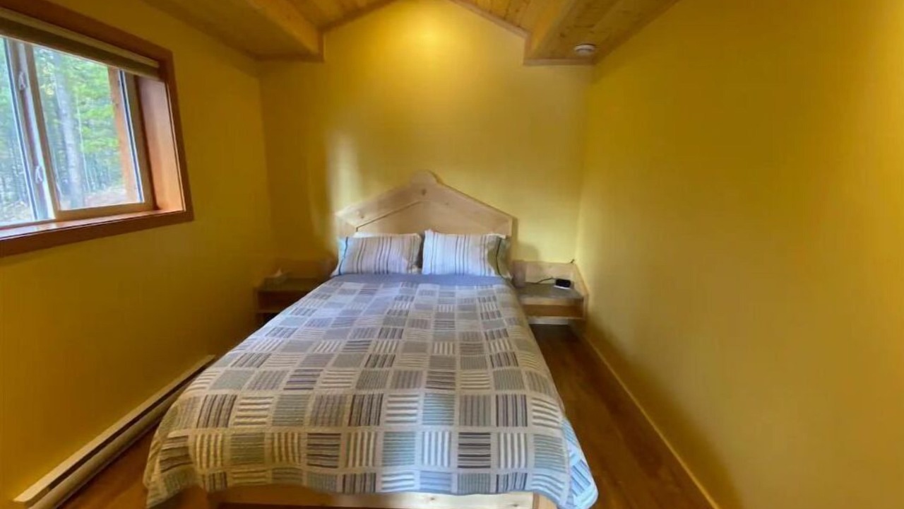 Photo of Bedroom in Whitehorse