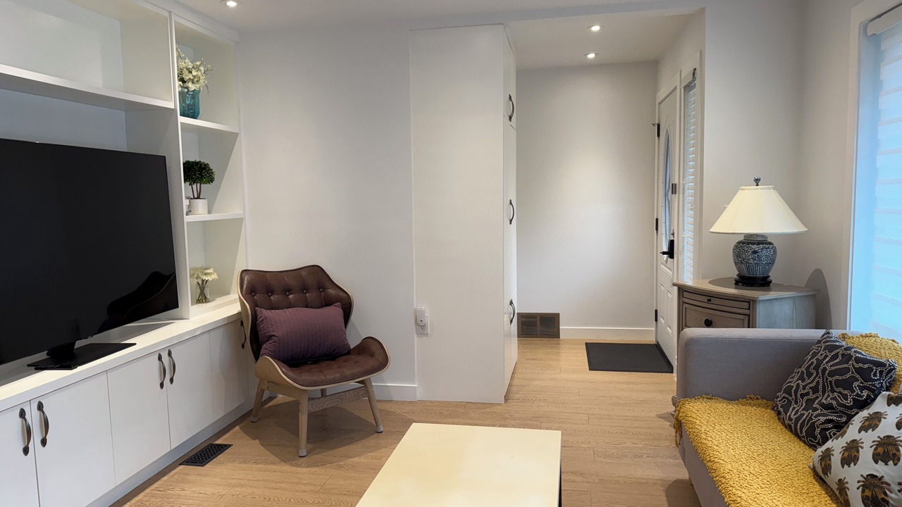 Photo of Livingroom in South Cambie