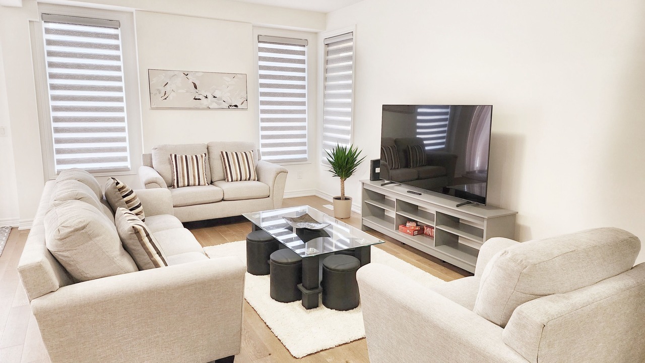 Photo of Livingroom in Fonthill