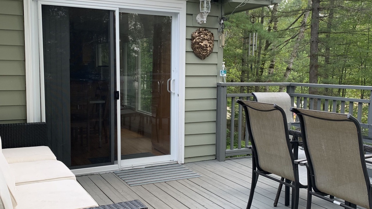 Photo of Patio Balcony in Georgian Bay