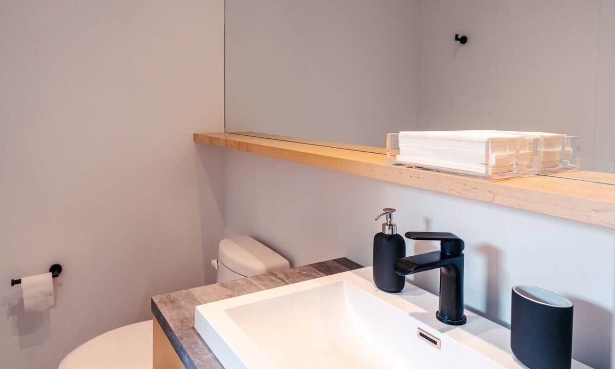 Photo of Bathroom in Lac Superieur Village
