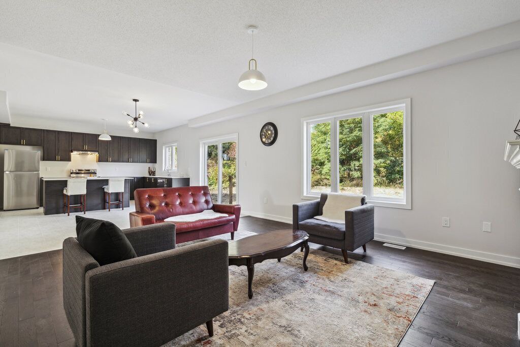 Photo of Livingroom in Simcoe