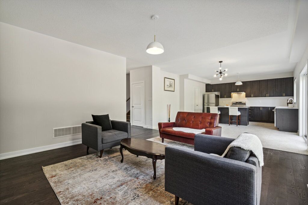 Photo of Livingroom in Simcoe