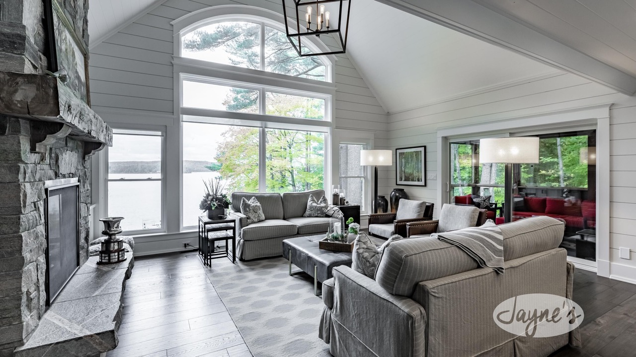 Photo of Livingroom in Baysville