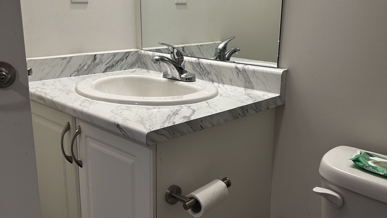 Photo of Bathroom in Eringate