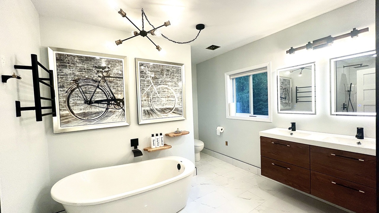 Photo of Bathroom in Balfour