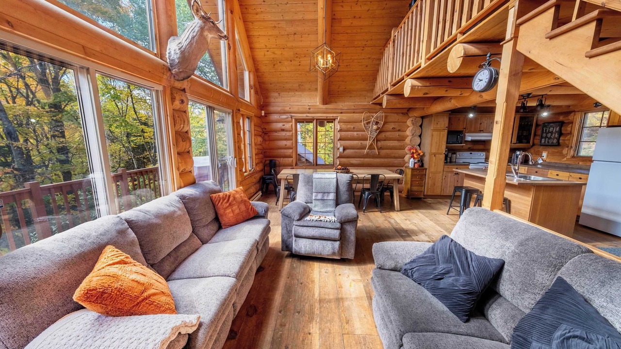 Photo of Livingroom in Notre-Dame-Auxiliatrice-de-Buckland