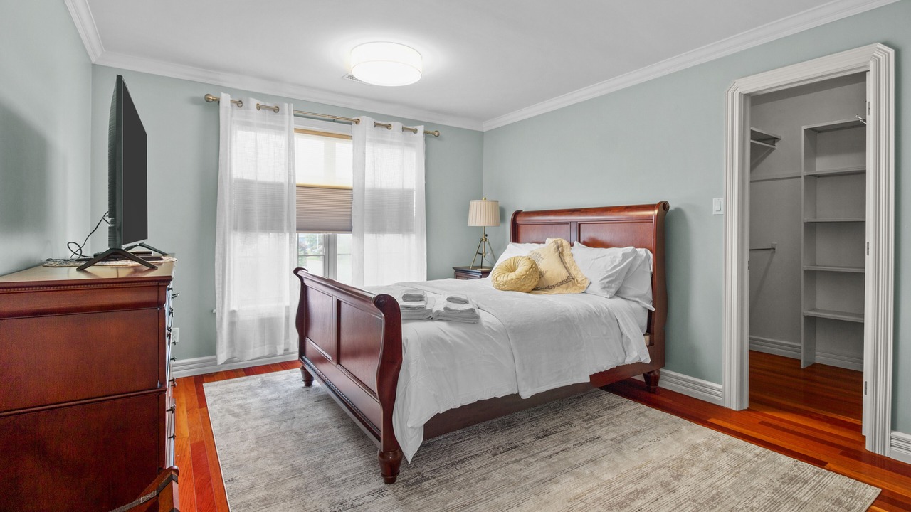 Photo of Bedroom in Terra Nova