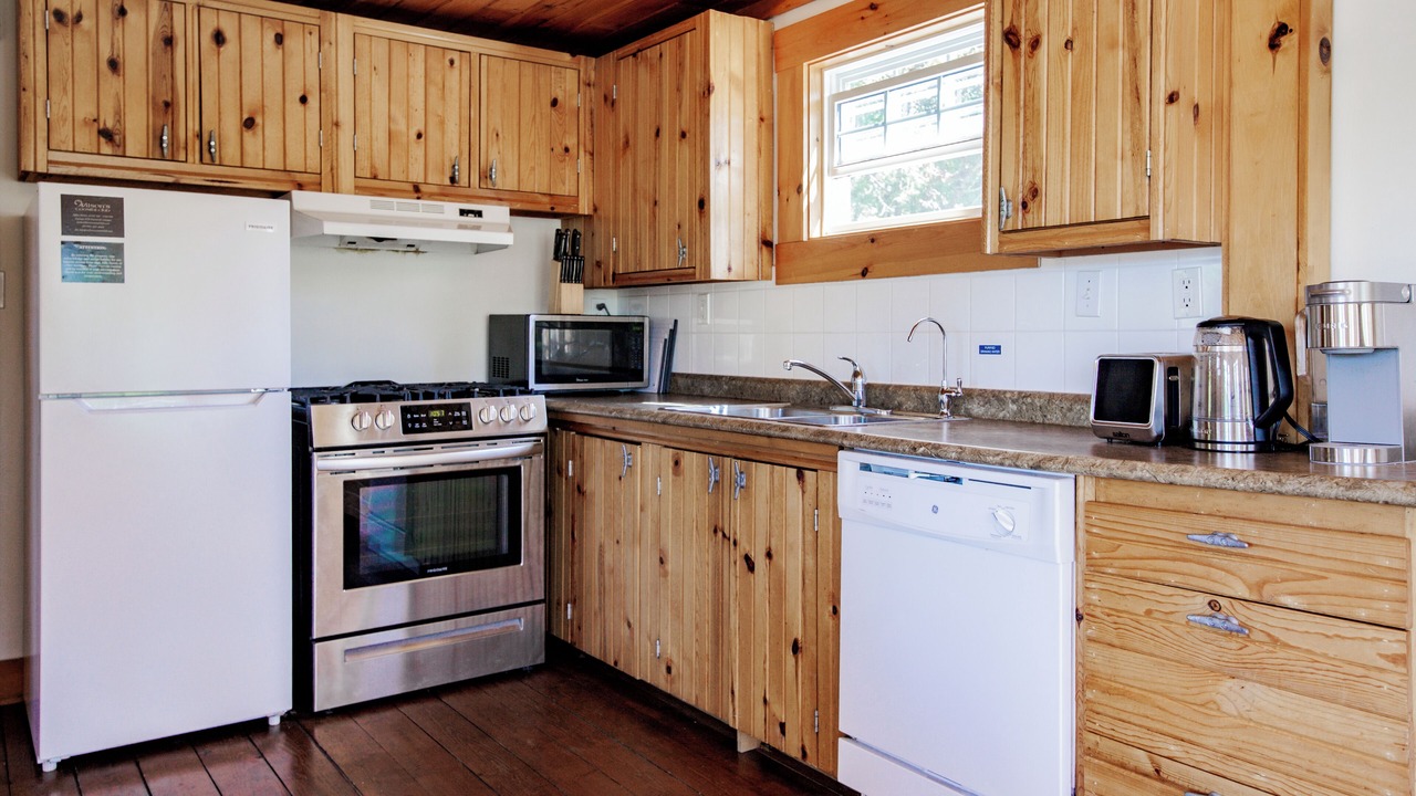 Photo of Kitchen in Boutiliers Point