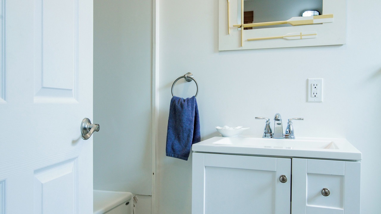 Photo of Bathroom in Boutiliers Point