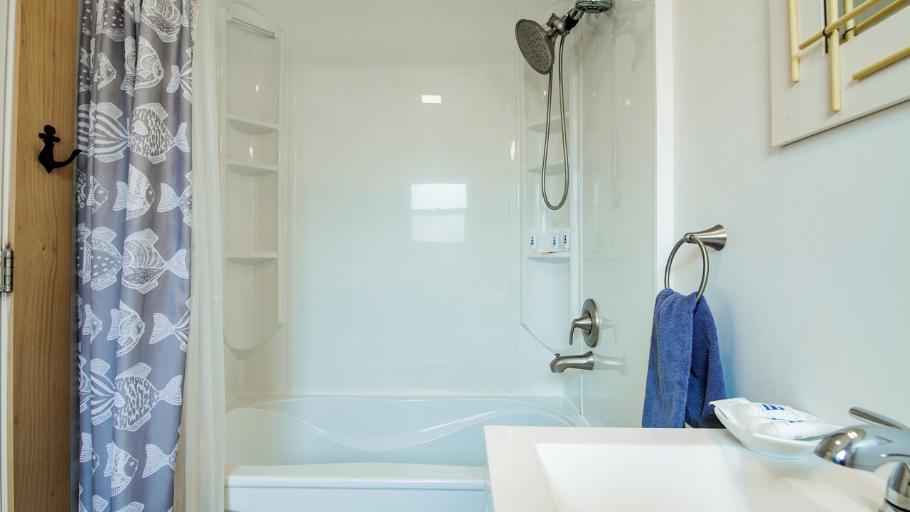 Photo of Bathroom in Boutiliers Point