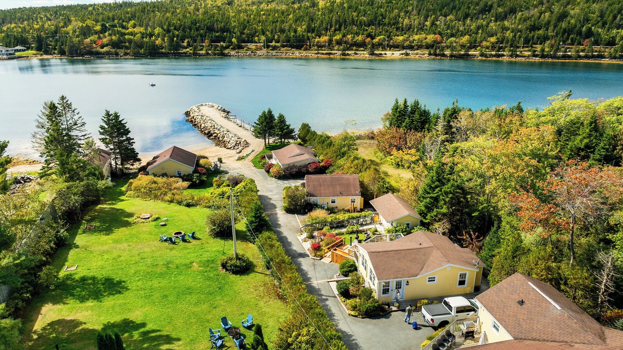 Photo of Others in Boutiliers Point