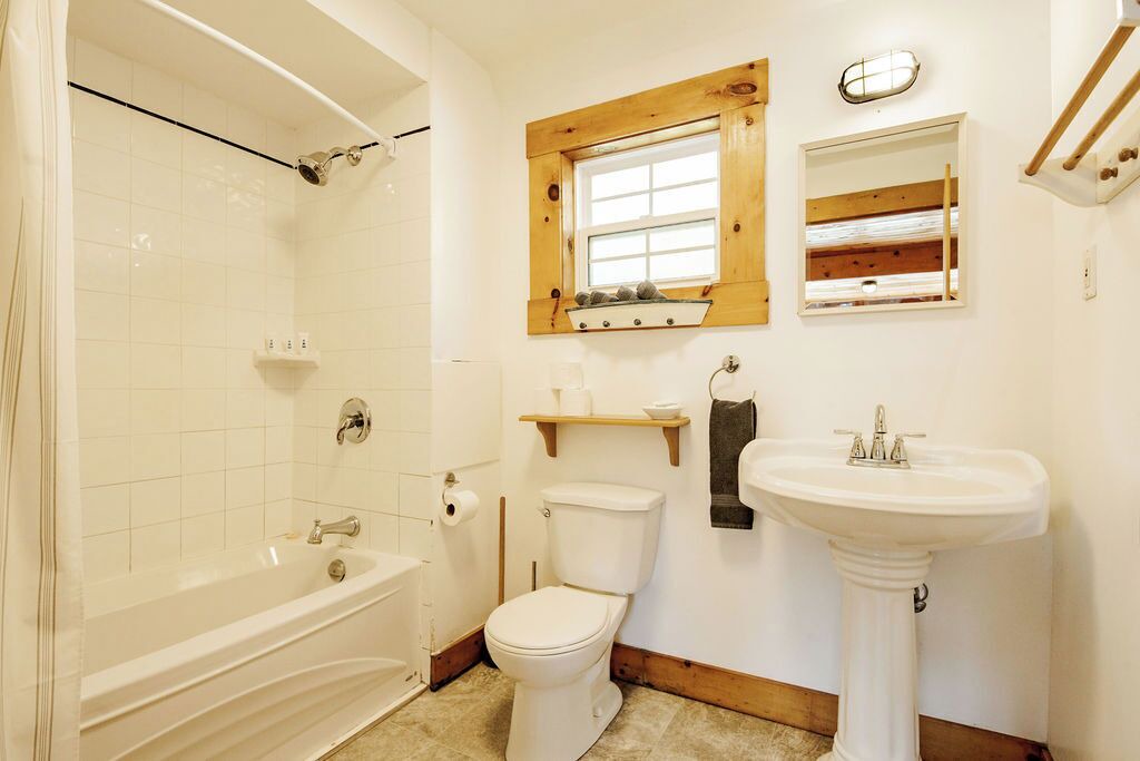 Photo of Bathroom in Ingramport