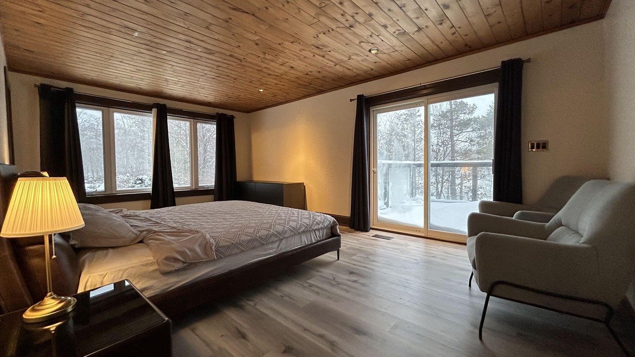Photo of Bedroom in Georgian Bay