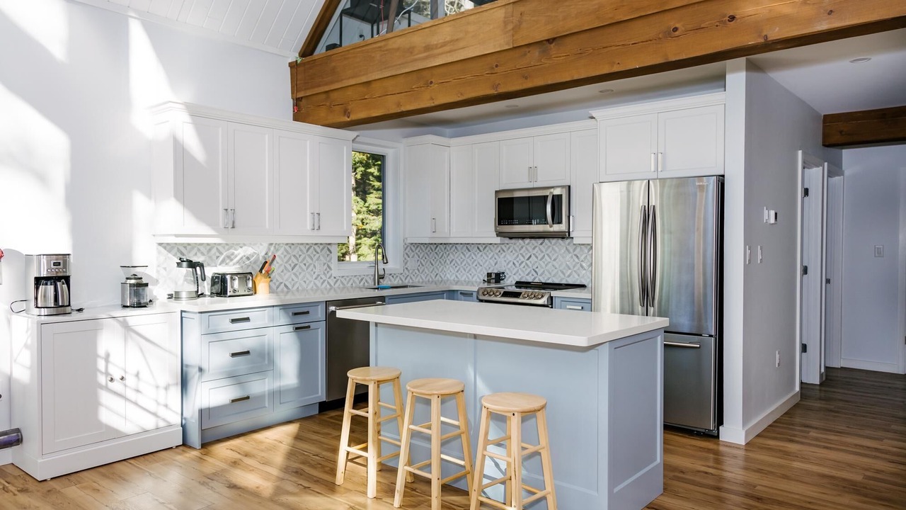Photo of Kitchen in Dysart et al