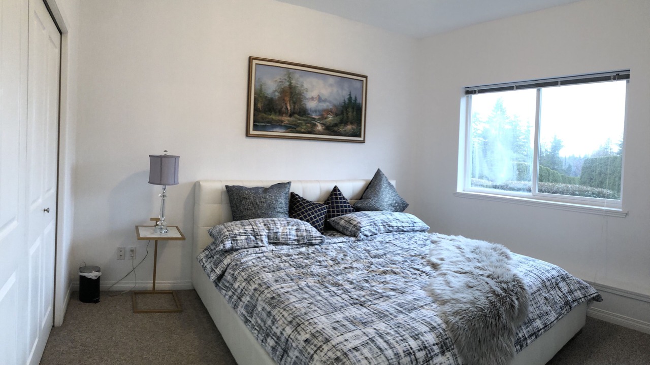 Photo of Bedroom in Maple Ridge