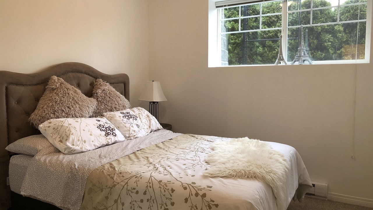 Photo of Bedroom in Maple Ridge
