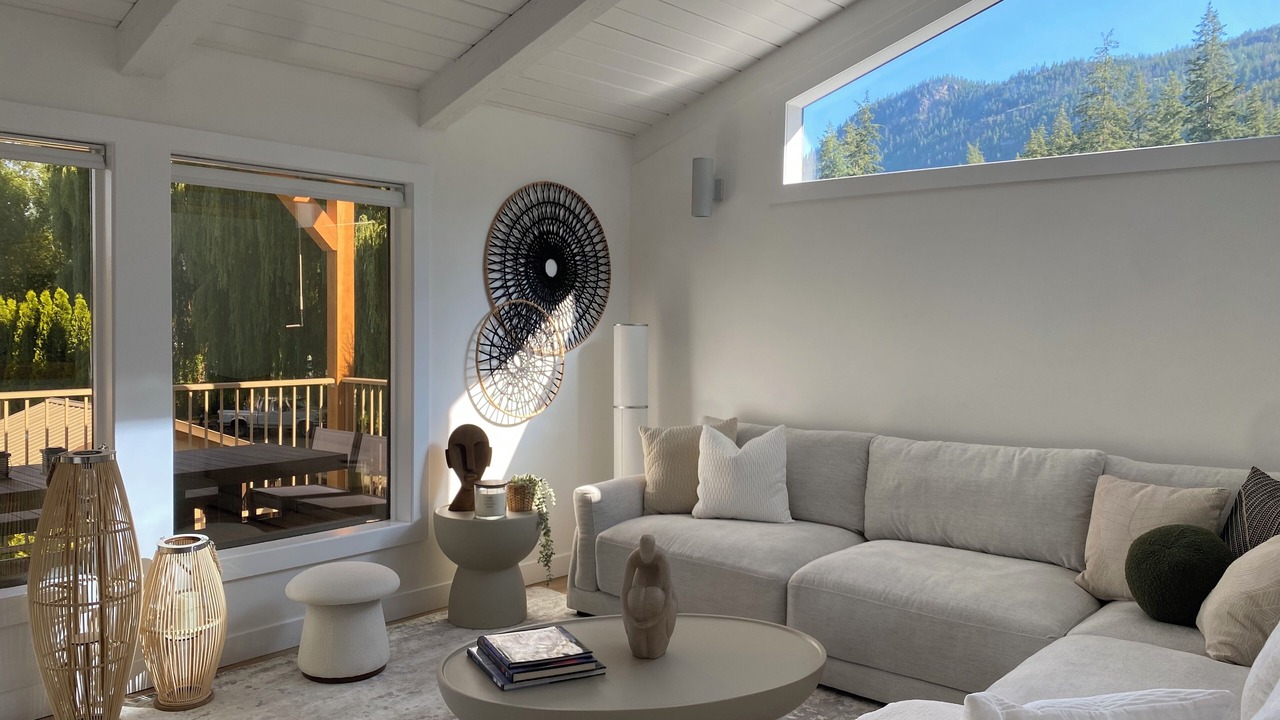 Photo of Livingroom in Blind Bay