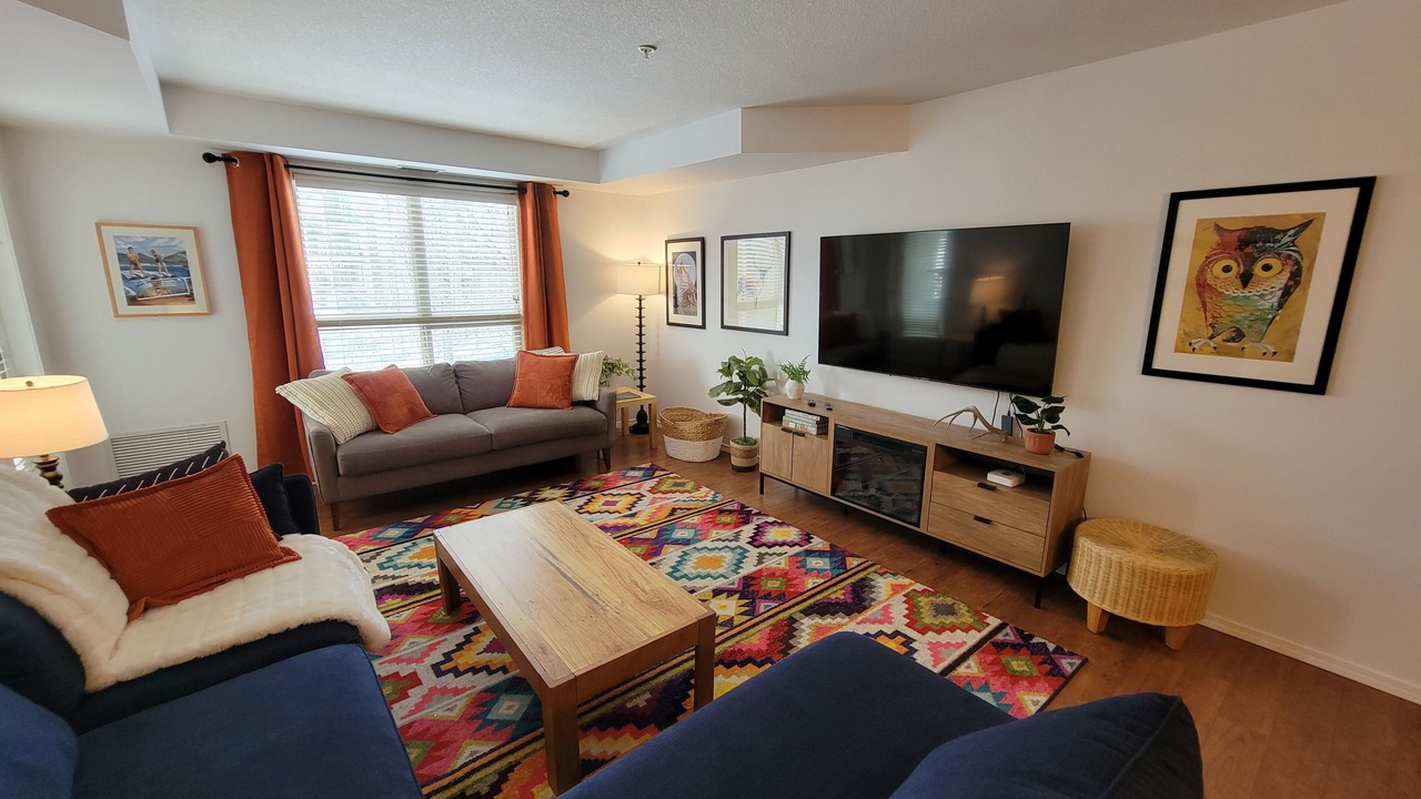 Photo of Livingroom in East Kootenay
