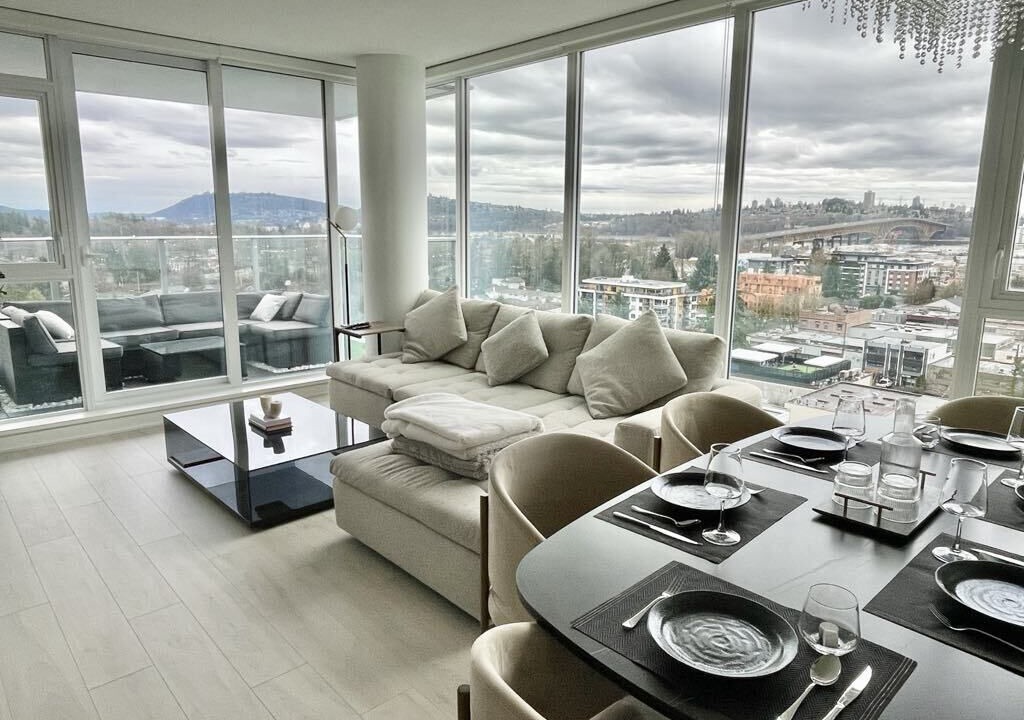Photo of Livingroom in District of North Vancouver