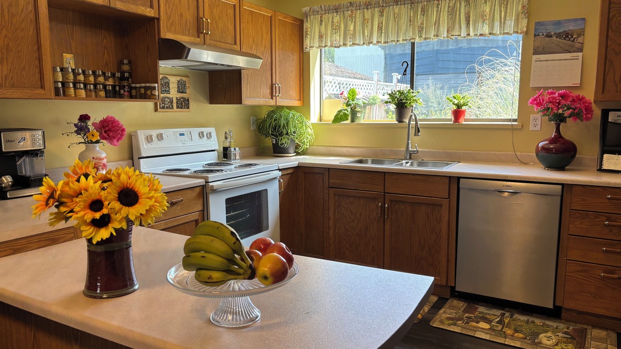 Photo of Kitchen in Aldergrove