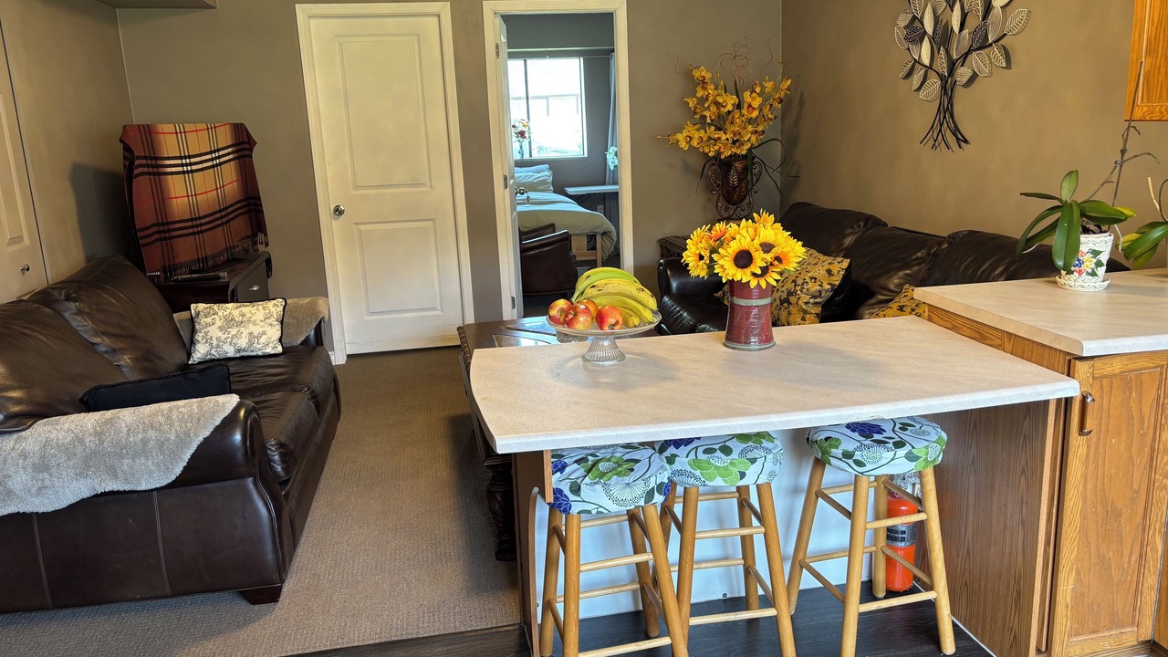 Photo of Livingroom in Aldergrove