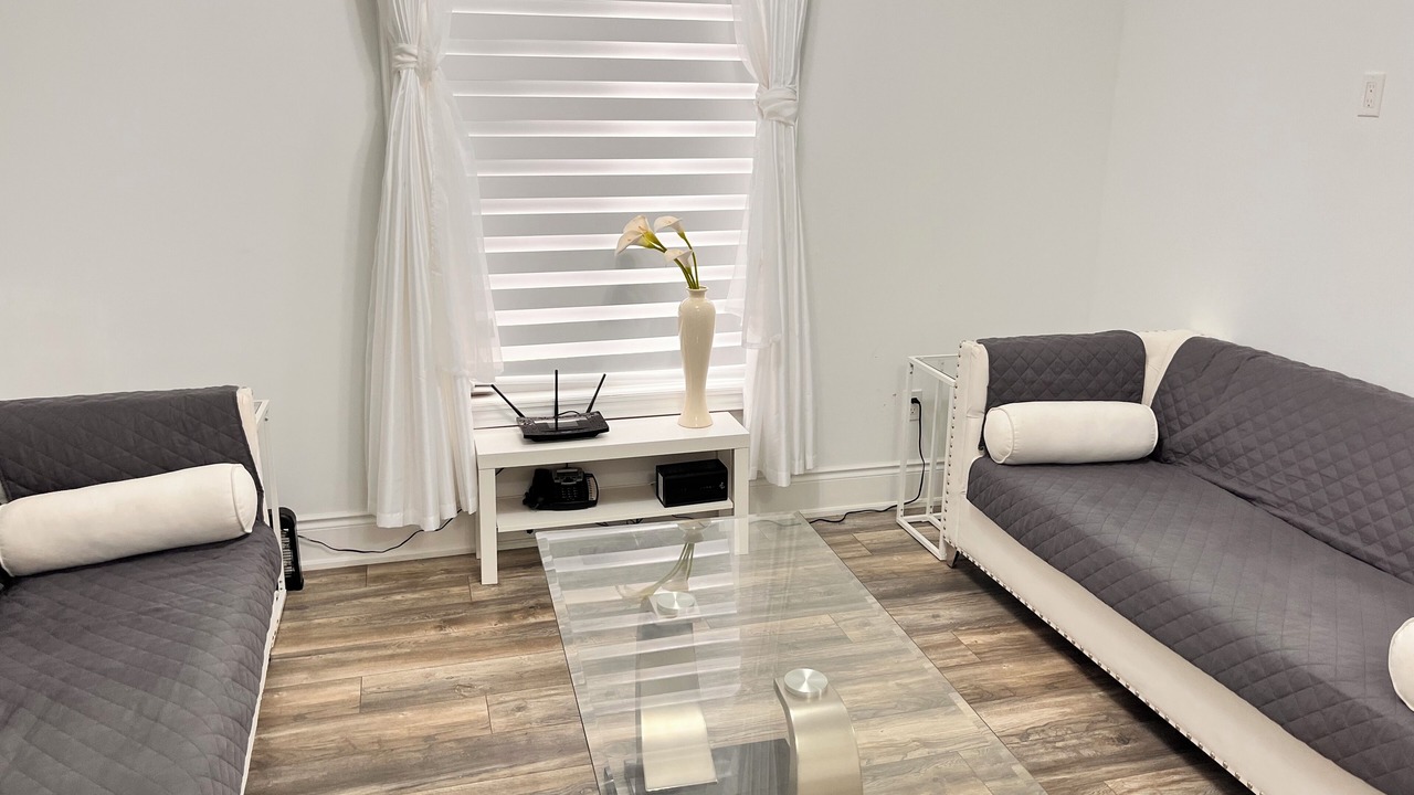 Photo of Livingroom in Thorold