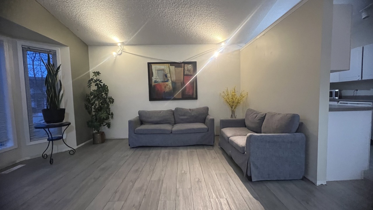 Photo of Livingroom in Northeast Edmonton