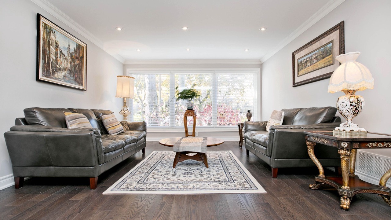 Photo of Livingroom in Hillcrest Village