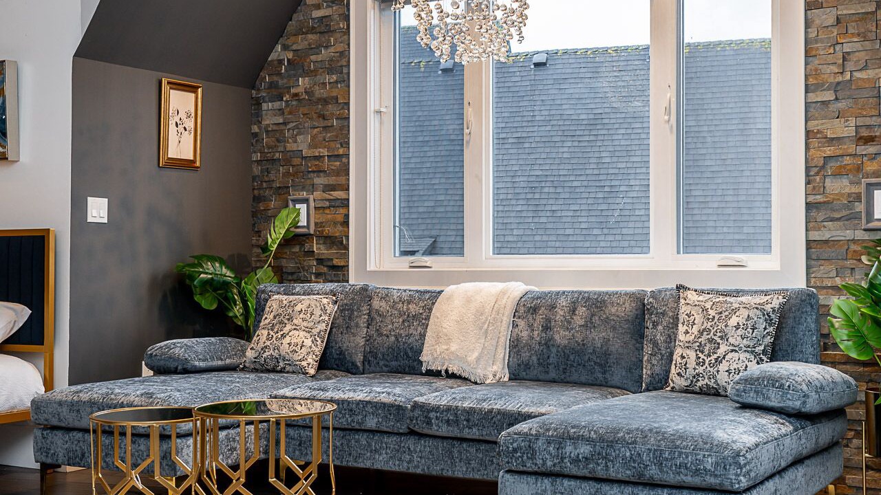Photo of Livingroom in Langley
