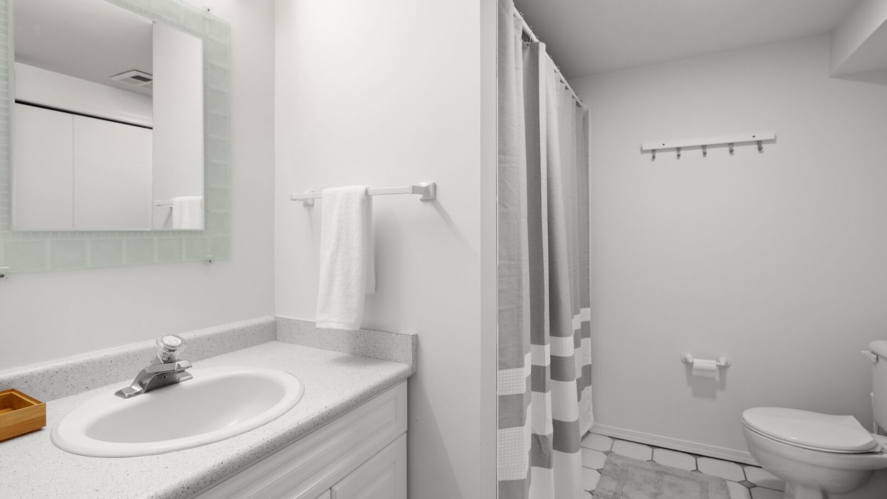 Photo of Bathroom in South Oak Bay
