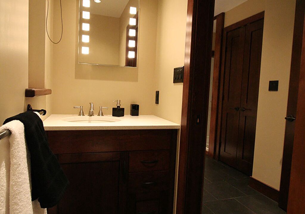 Photo of Bathroom in Salt Spring Island