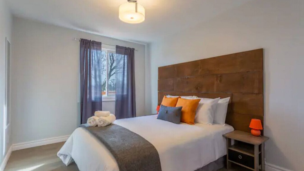 Photo of Bedroom in Niagara-on-the-Lake