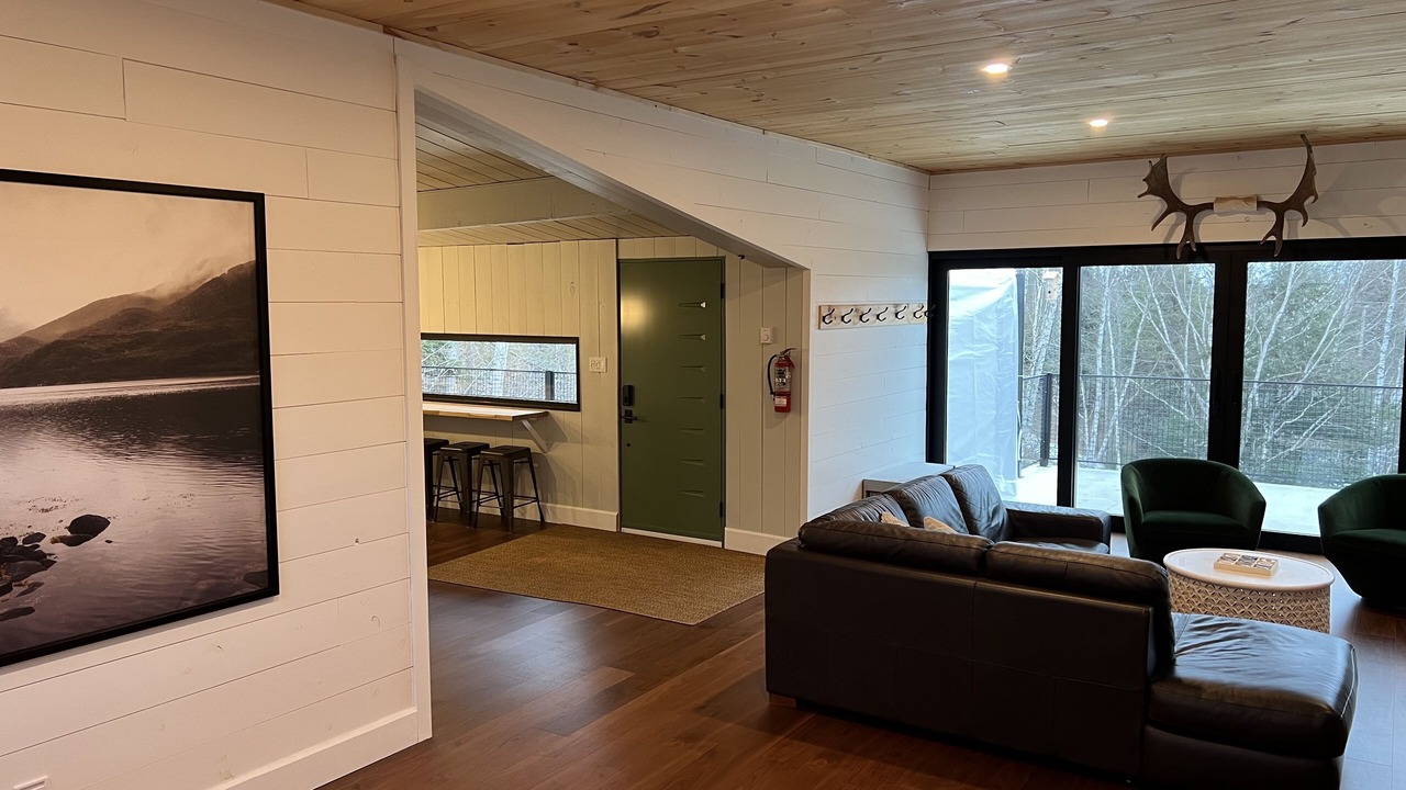 Photo of Livingroom in Saint-Michel-des-Saints