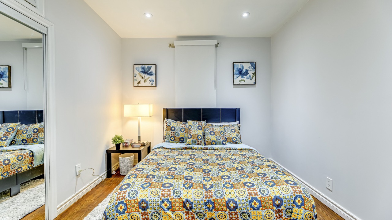 Photo of Bedroom in Lakeview