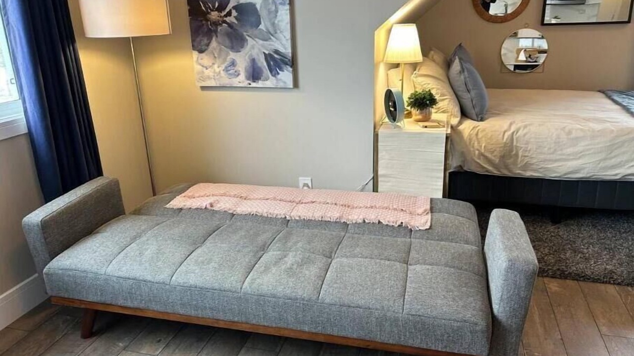 Photo of Bedroom in Division No. 11