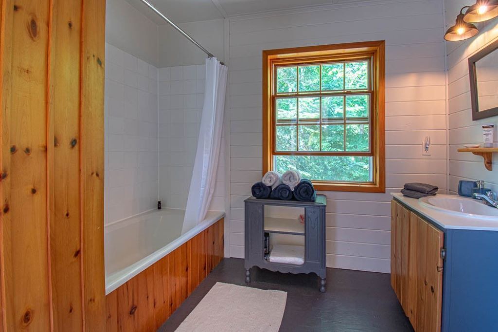 Photo of Bathroom in Magnetawan