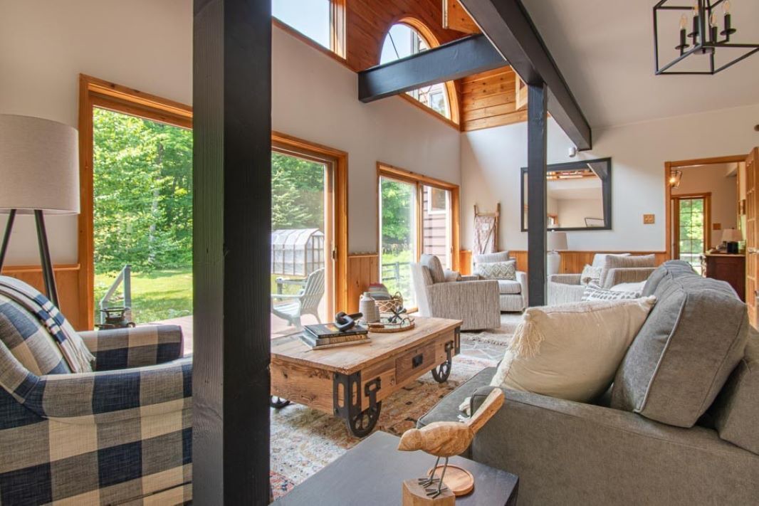 Photo of Livingroom in Magnetawan