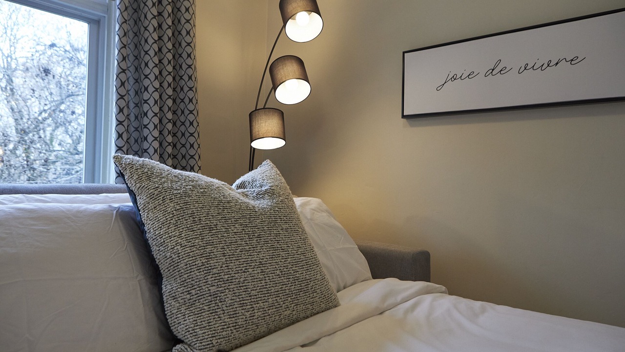 Photo of Bedroom in De Lorimier