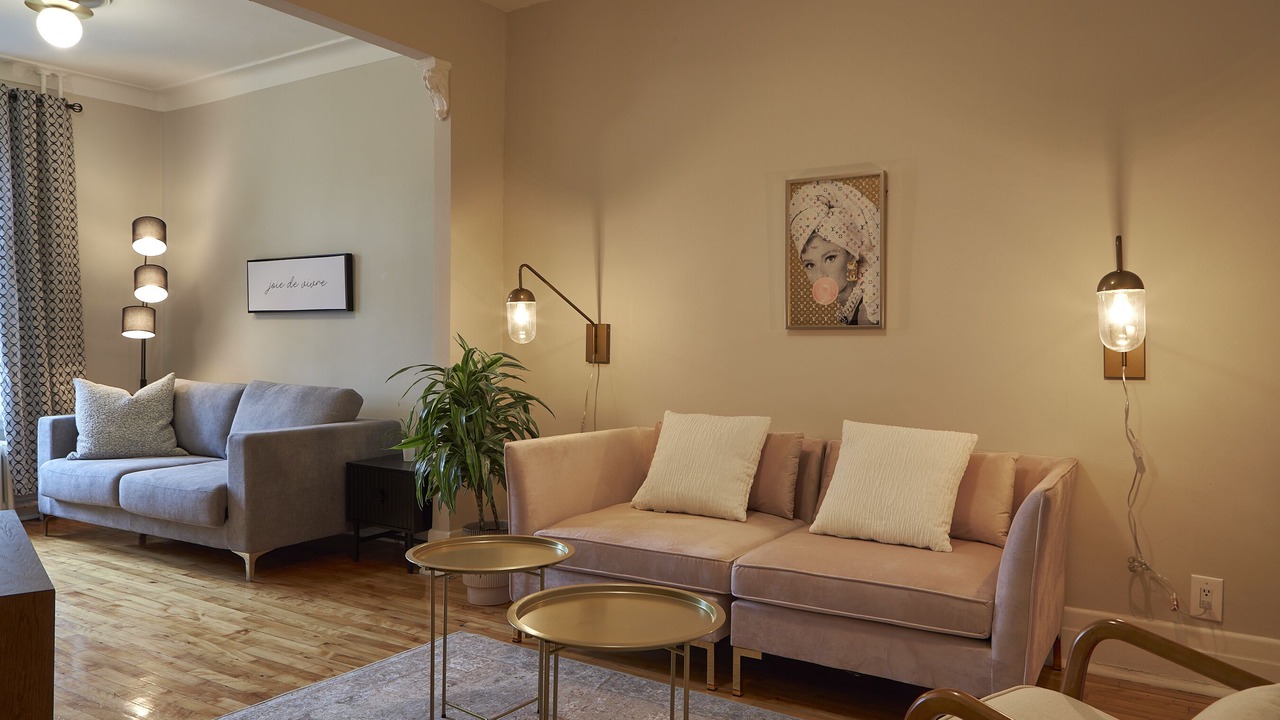 Photo of Livingroom in De Lorimier