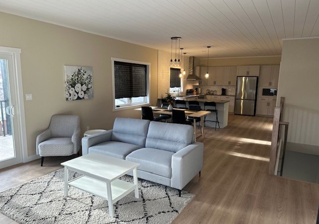 Photo of Livingroom in Camrose