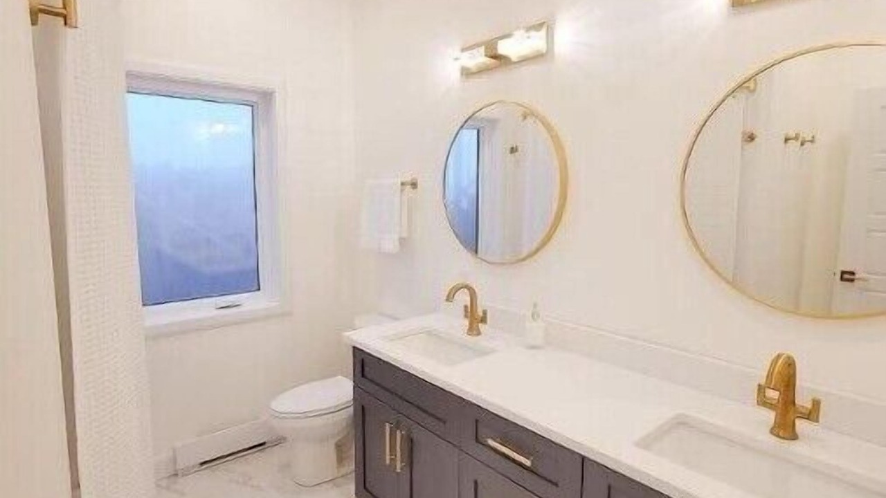 Photo of Bathroom in Savage Harbour