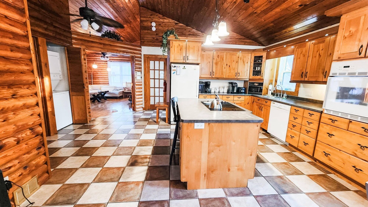 Photo of Kitchen in Lac du Bonnet